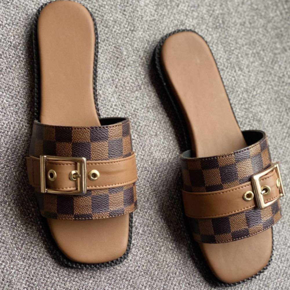 SLIPPER